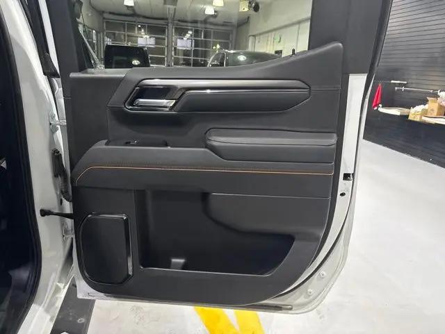 2026 GMC Sierra 1500 Crew Cab, Short Bed, AT4, 4WD