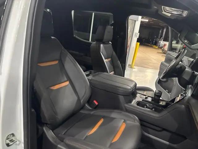 2026 GMC Sierra 1500 Crew Cab, Short Bed, AT4, 4WD