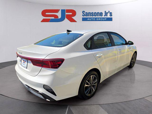 2023 Kia Forte LXS