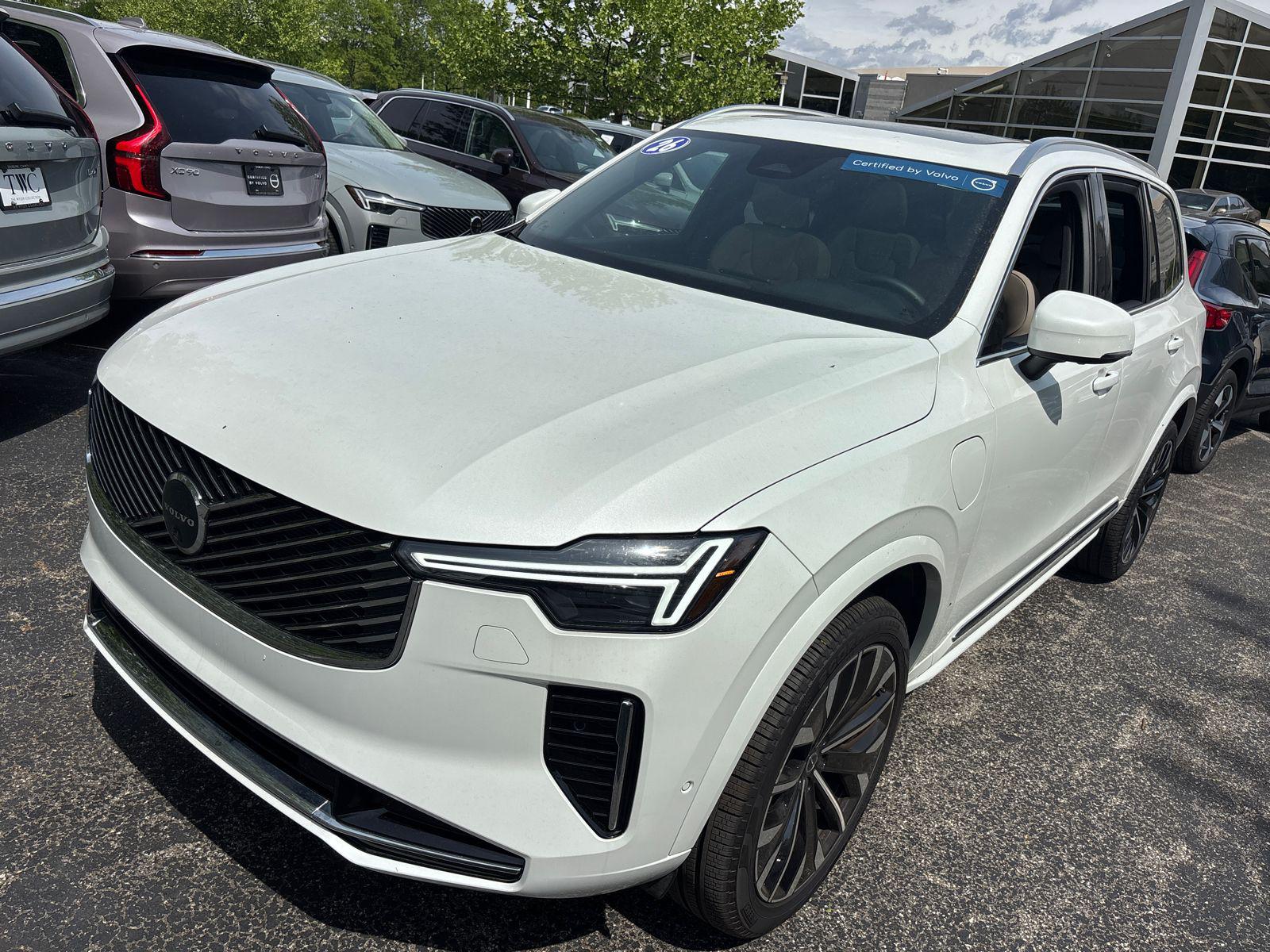 2026 Volvo XC90 T8 Recharge Plus Bright 7-Seat 4WD's photo