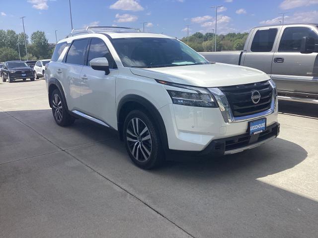 2024 Nissan Pathfinder Platinum 4WD