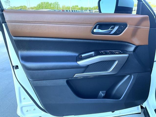 2024 Nissan Pathfinder Platinum 4WD