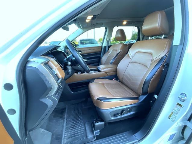 2024 Nissan Pathfinder Platinum 4WD