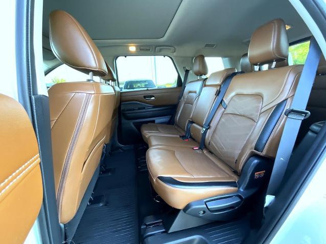 2024 Nissan Pathfinder Platinum 4WD