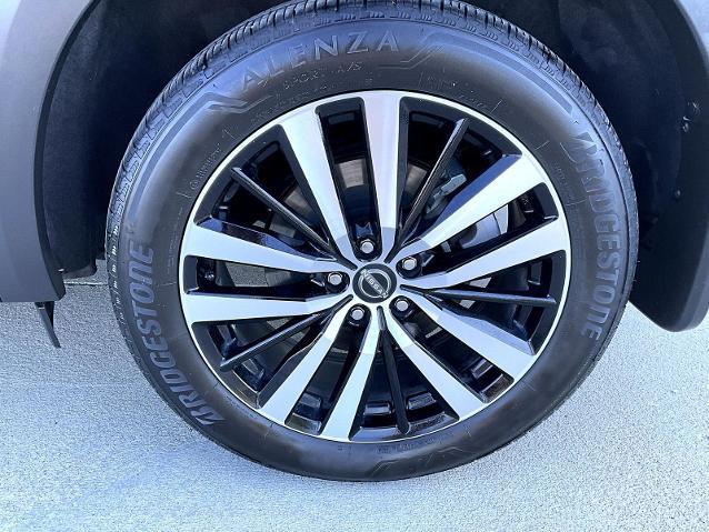 2024 Nissan Pathfinder Platinum 4WD