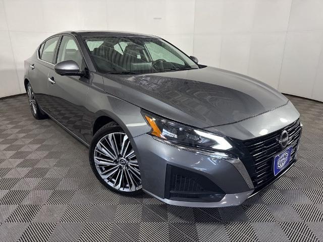 2023 Nissan Altima SL FWD