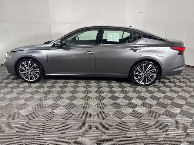 2023 Nissan Altima SL FWD