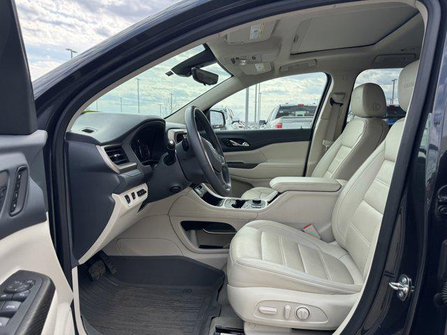 2023 GMC Acadia AWD Denali