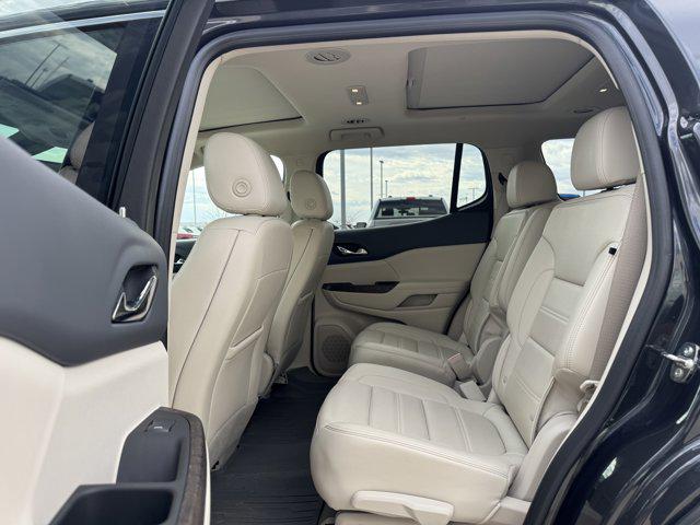 2023 GMC Acadia AWD Denali