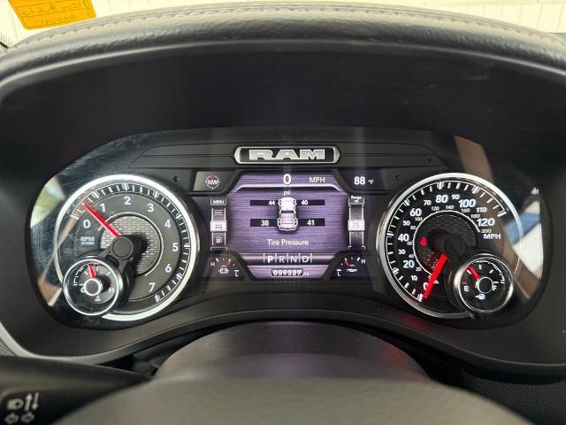 2024 Ram 1500 Laramie Crew Cab 4x2 5'7" Box