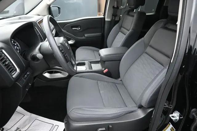 2023 Nissan Frontier Crew Cab SV 4x4
