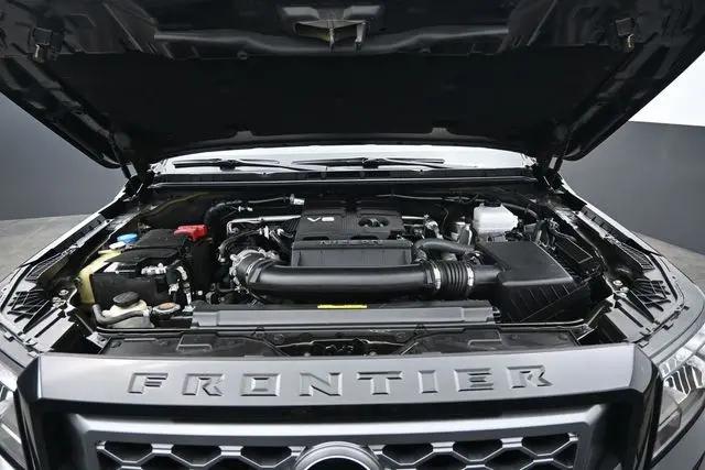 2023 Nissan Frontier Crew Cab SV 4x4
