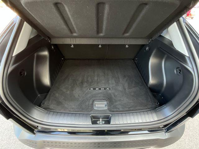 2025 Hyundai Kona EV SEL