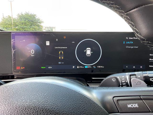 2025 Hyundai Kona EV SEL