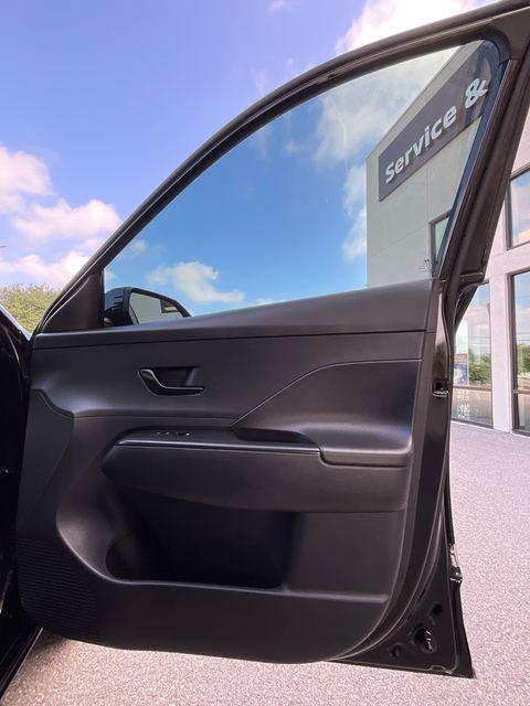 2025 Hyundai Kona EV SEL