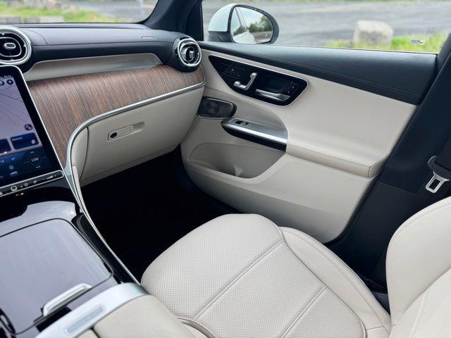 2023 Mercedes-Benz GLC 4MATIC SUV