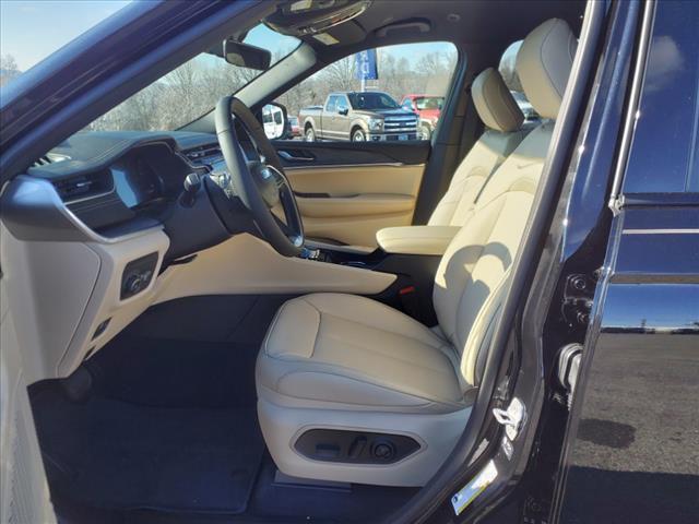2025 Jeep Grand Cherokee L Limited 4x4