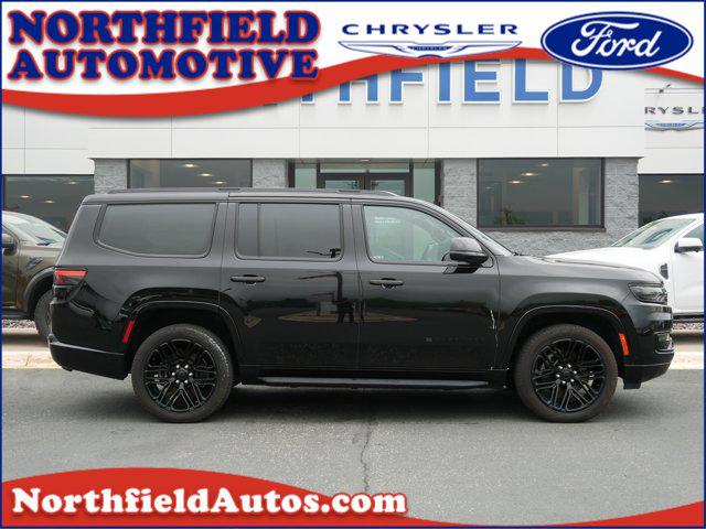 2024 Jeep Wagoneer Series II Carbide 4x4 for sale in Northfield, MN