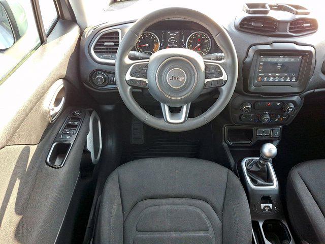 2018 Jeep Renegade Latitude FWD