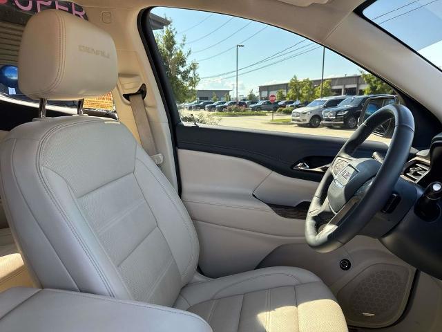 2023 GMC Acadia FWD Denali