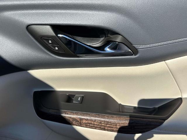 2023 GMC Acadia FWD Denali