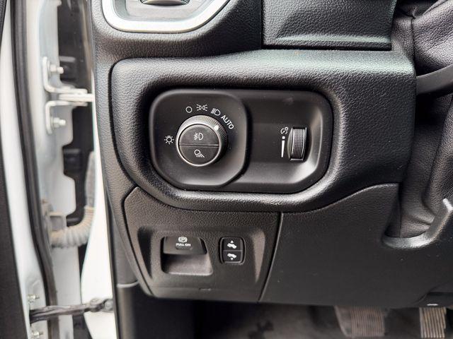 2022 Ram 1500 Lone Star Quad Cab 4x2 6'4" Box
