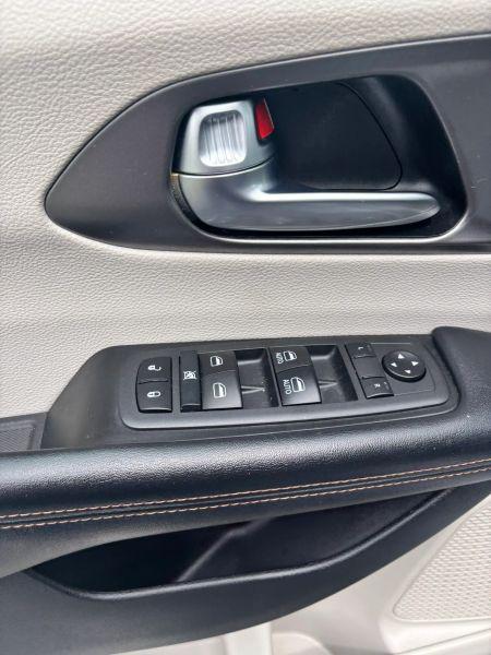 2020 Chrysler Pacifica Touring