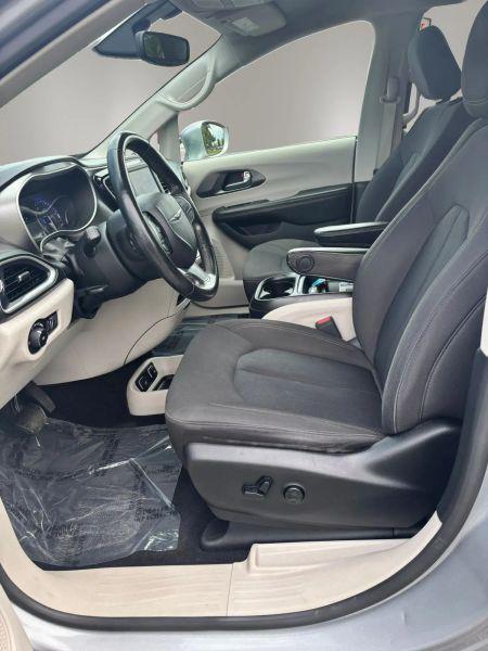 2020 Chrysler Pacifica Touring