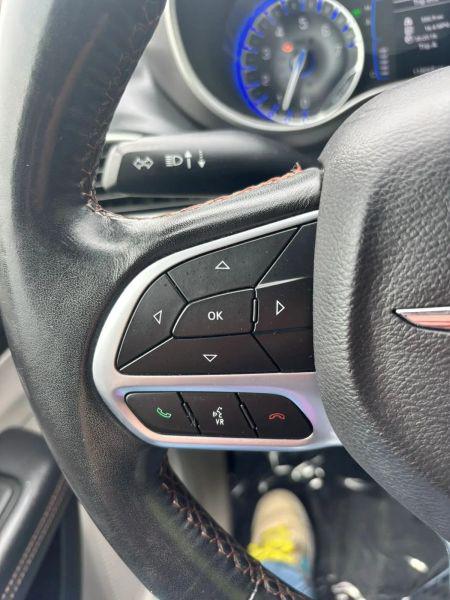 2020 Chrysler Pacifica Touring