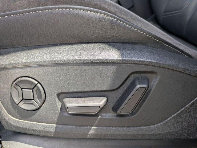 2020 Audi Q3 Premium Plus 45 TFSI S line quattro Tiptronic