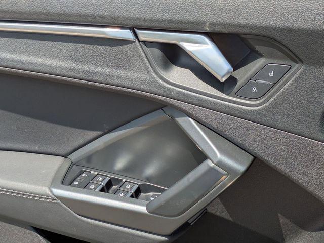 2020 Audi Q3 Premium Plus 45 TFSI S line quattro Tiptronic