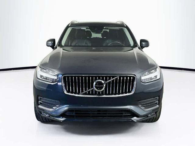 2022 Volvo XC90 T5 Momentum 7 Passenger