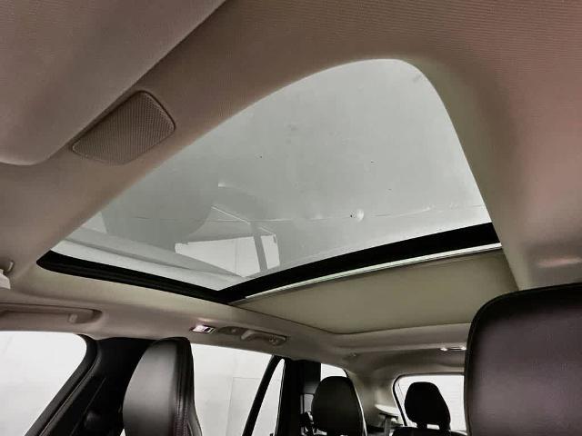 2022 Volvo XC90 T5 Momentum 7 Passenger