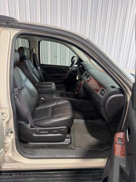 2014 Chevrolet Suburban LT