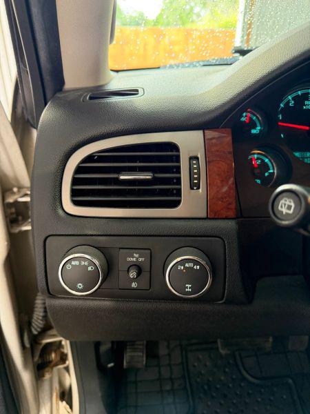2014 Chevrolet Suburban LT