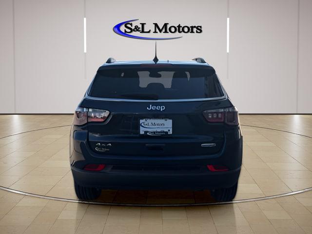 2024 Jeep Compass Latitude Lux FWD