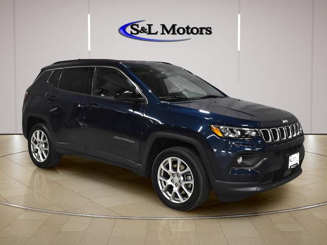 2024 Jeep Compass Latitude Lux FWD for sale in Pulaski, WI