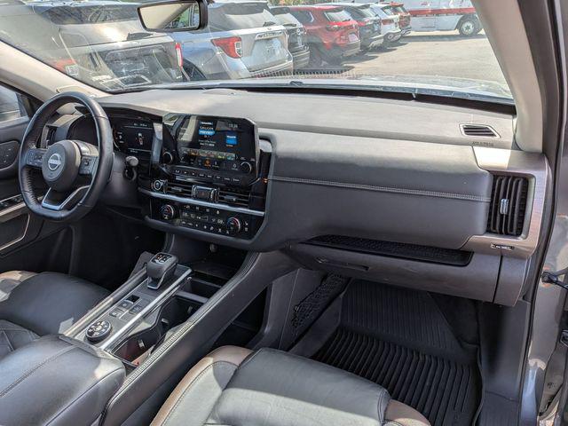 2024 Nissan Pathfinder Platinum 4WD