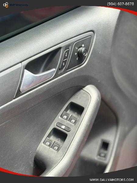 2015 Volkswagen Jetta 2.0L S