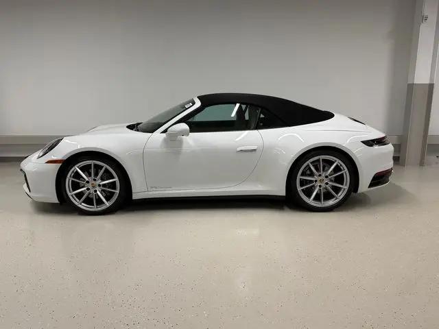 2024 Porsche 911 Carrera Cabriolet