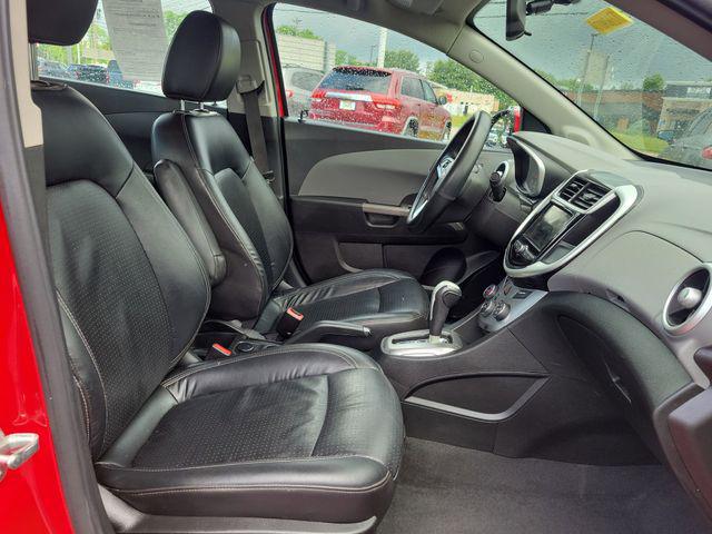 2019 Chevrolet Sonic Premier Auto