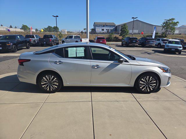 2024 Nissan Altima SV FWD