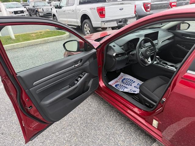 2023 Nissan Altima SV FWD