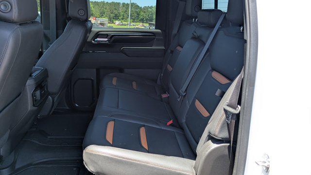 2024 GMC Sierra 2500HD 4WD Crew Cab Standard Bed AT4