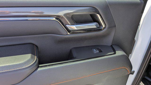 2024 GMC Sierra 2500HD 4WD Crew Cab Standard Bed AT4