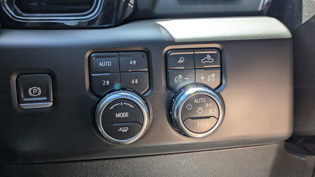 2024 GMC Sierra 2500HD 4WD Crew Cab Standard Bed AT4