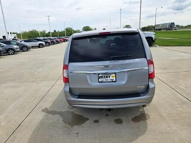 2015 Chrysler Town & Country Touring