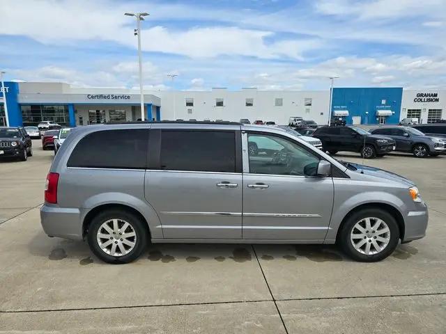 2015 Chrysler Town & Country Touring