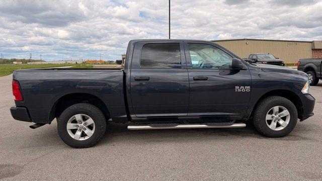 2017 Ram 1500 Express Crew Cab 4x4 5'7" Box