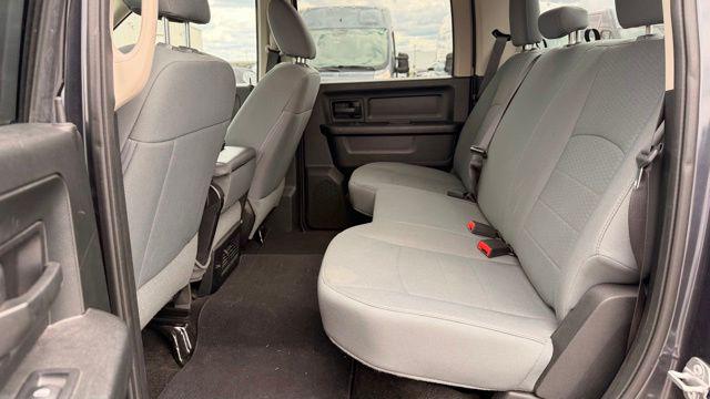 2017 Ram 1500 Express Crew Cab 4x4 5'7" Box